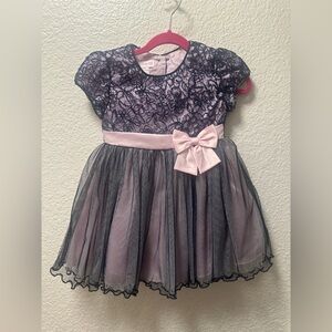 Girls dress size 24Months